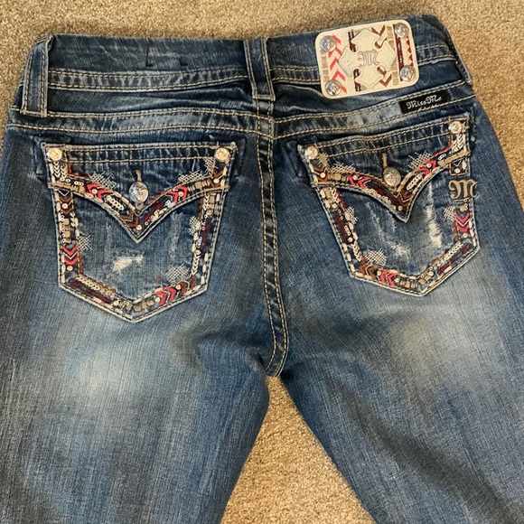 Miss Me Jeans - Picture 1 of 12